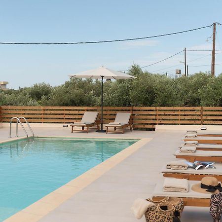 Oliva Verde Residences Galatas  ภายนอก รูปภาพ