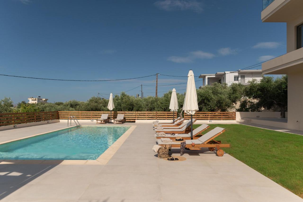 Oliva Verde Residences Galatas  ภายนอก รูปภาพ
