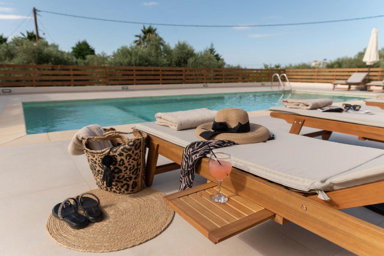 Oliva Verde Residences Galatas  ภายนอก รูปภาพ
