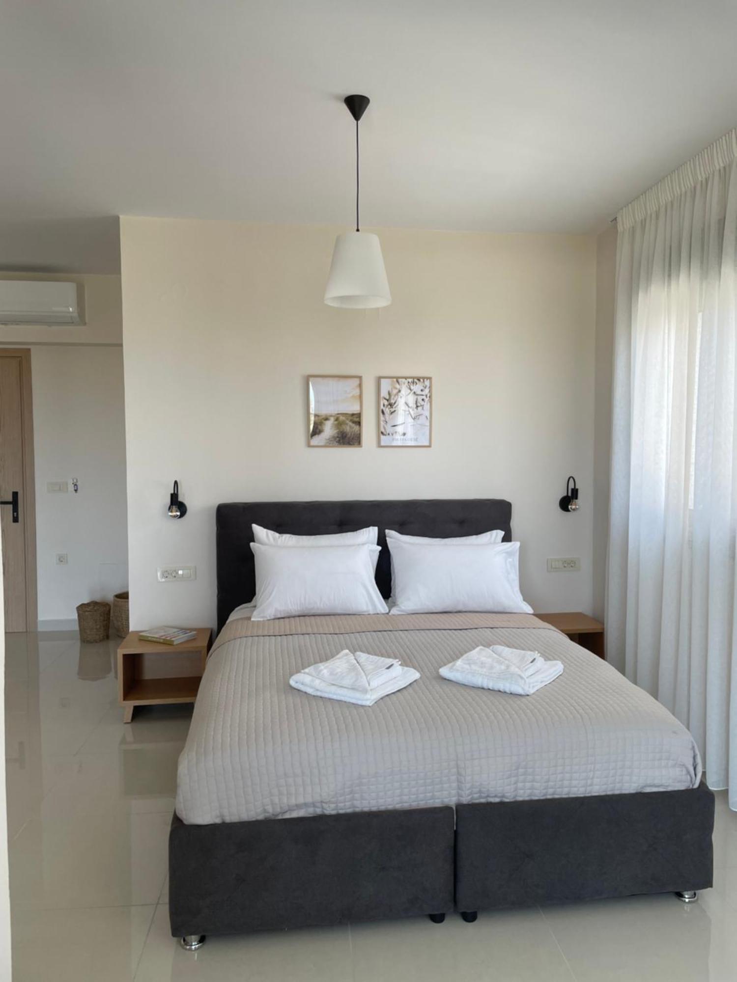 Oliva Verde Residences Galatas  ภายนอก รูปภาพ