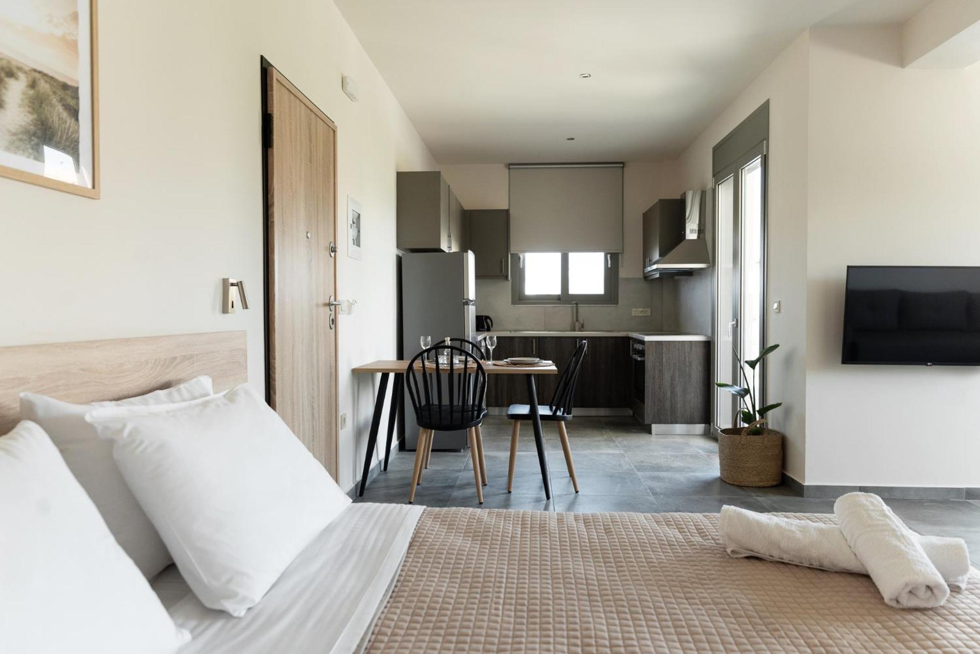 Oliva Verde Residences Galatas  ภายนอก รูปภาพ