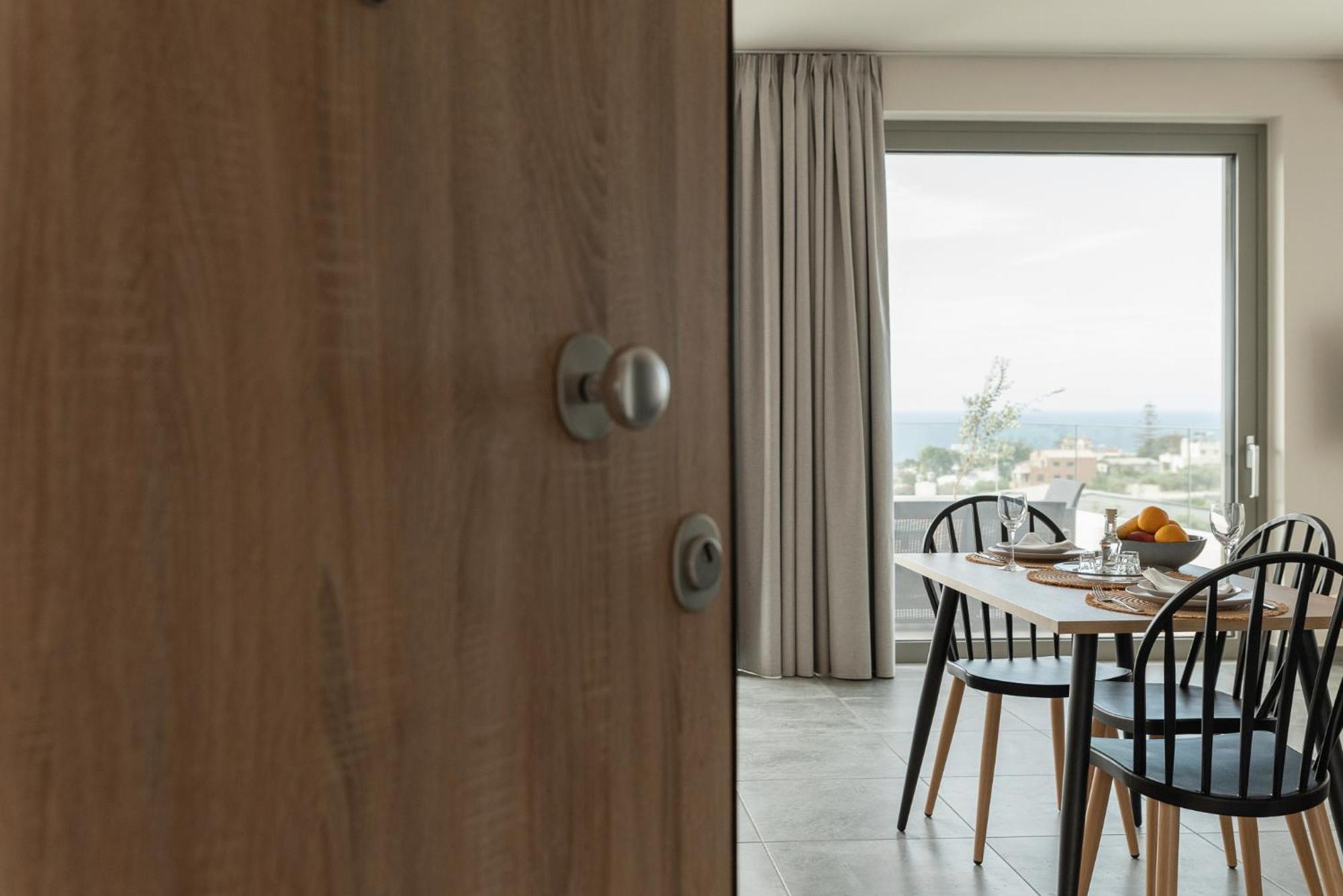 Oliva Verde Residences Galatas  ภายนอก รูปภาพ
