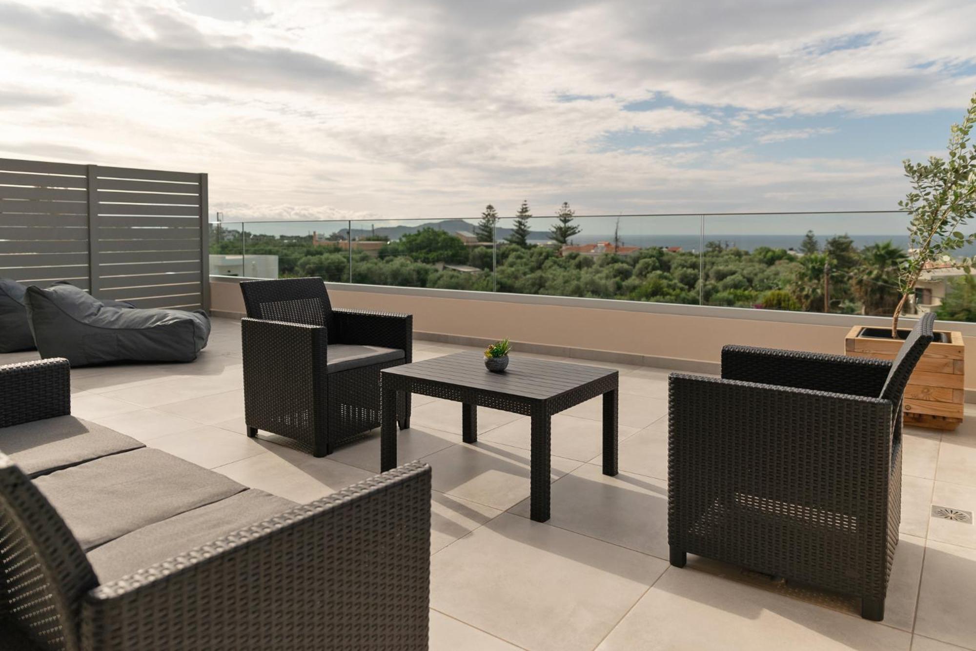 Oliva Verde Residences Galatas  ภายนอก รูปภาพ