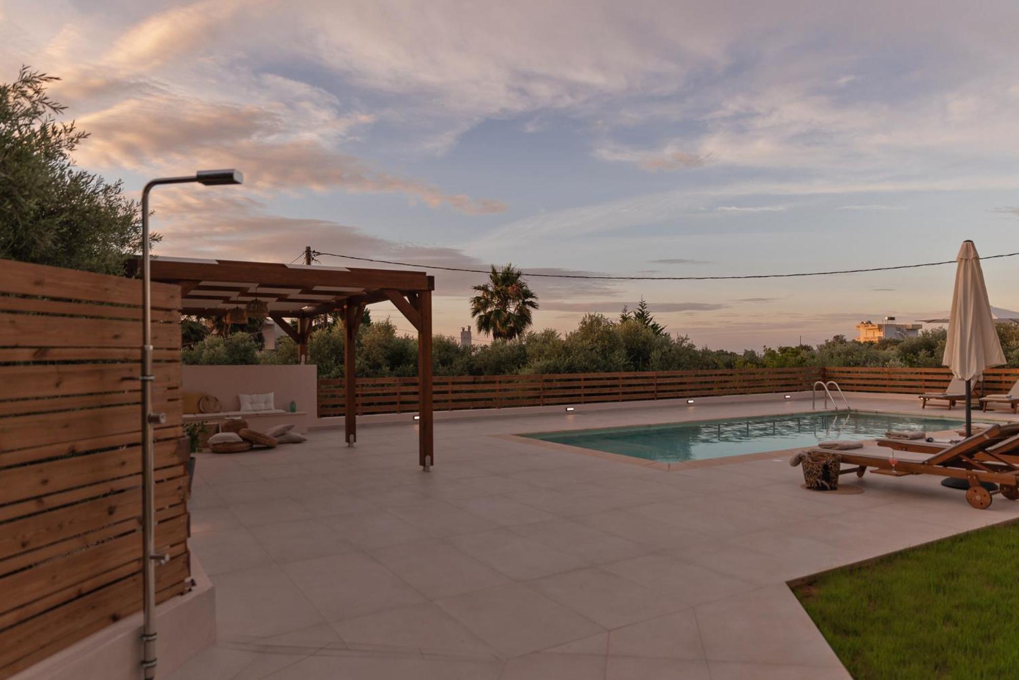 Oliva Verde Residences Galatas  ภายนอก รูปภาพ